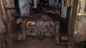 トリミングプレス TMP Voronezh KG2540 A - 1000 トン (写真 7)