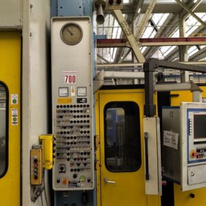 プレス機 Schuler 4E2Sqb 500/3/0,85 - 500 トン (写真 1)