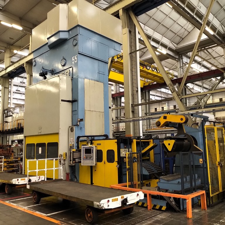 プレス機 Schuler 4E2Sqb 500/3/0,85 - 500 トン