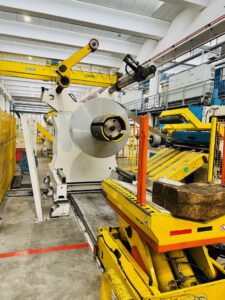 プレス機 Schuler T600 - 600 トン (写真 6)