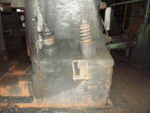 鍛造ハンマー Huta Zygmunt MPM 3000 - 3.5 トン (写真 10)