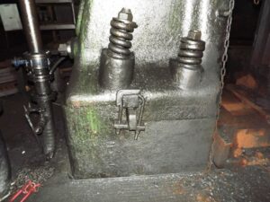 鍛造ハンマー Huta Zygmunt MPM 3000 - 3.5 トン (写真 9)