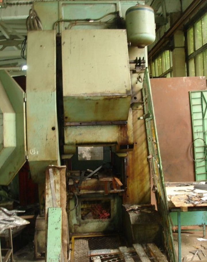 冷間押出プレス Barnaul K0034 - 250 トン