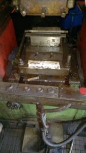 ナックルジョイントプレス Barnaul KB8336 - 400 トン (写真 2)