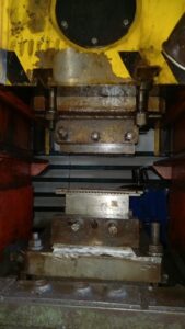 ナックルジョイントプレス Barnaul KB8336 - 400 トン (写真 3)