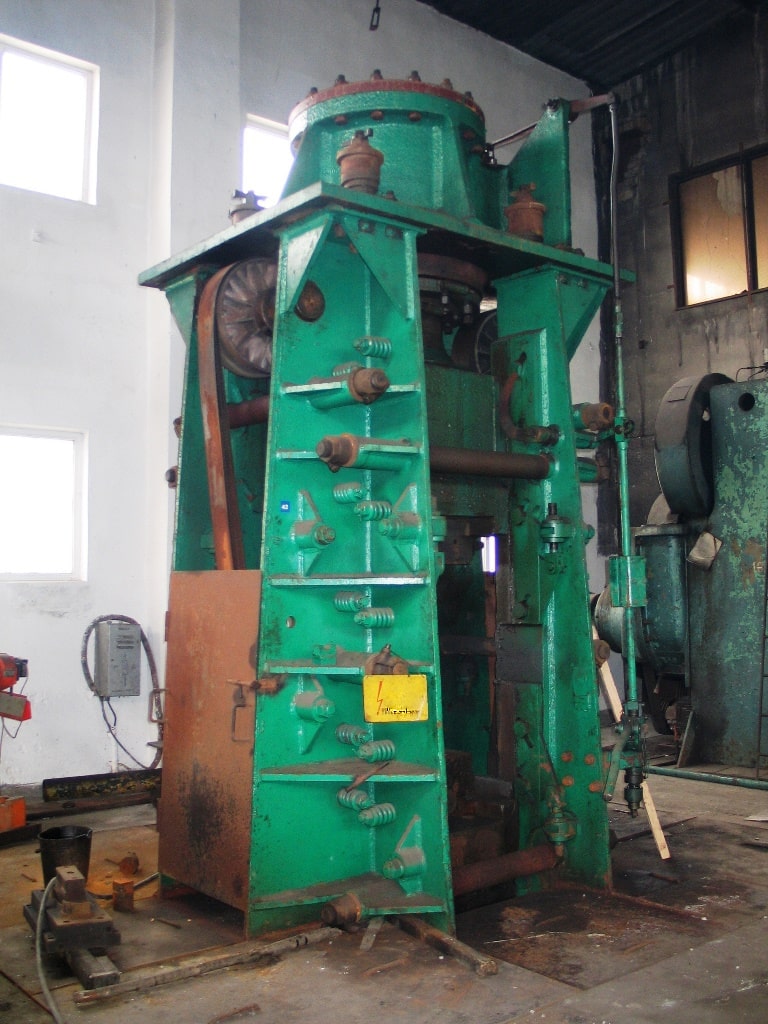 カウンターブロー鍛造ハンマー Beche DG10H - 10 トン