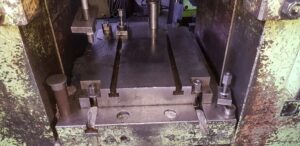 ナックルジョイントプレス Barnaul K8340 - 1000 トン (写真 8)