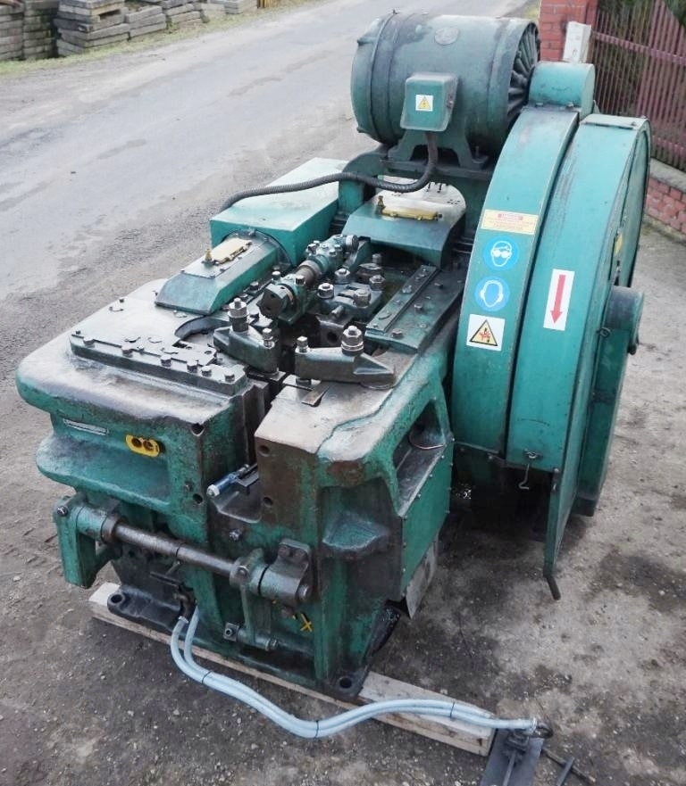 水平鍛造機 Ajax 100 - 100 トン