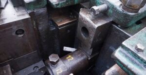 水平鍛造機 Ajax 100 - 100 トン (写真 1)