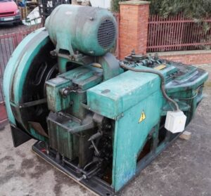 水平鍛造機 Ajax 100 - 100 トン (写真 6)