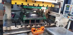 C型プレス Aida PDC 15 - 150 トン (写真 6)