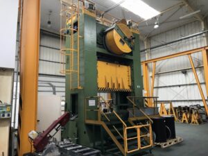 プレス機 Rovetta S2-400-2130-1370 - 400 トン (写真 8)