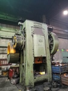 熱間鍛造プレス Massey 1800 - 1800 トン ID: 76068