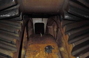 冷間押出プレス Barnaul K8240 - 1000 トン (写真 10)