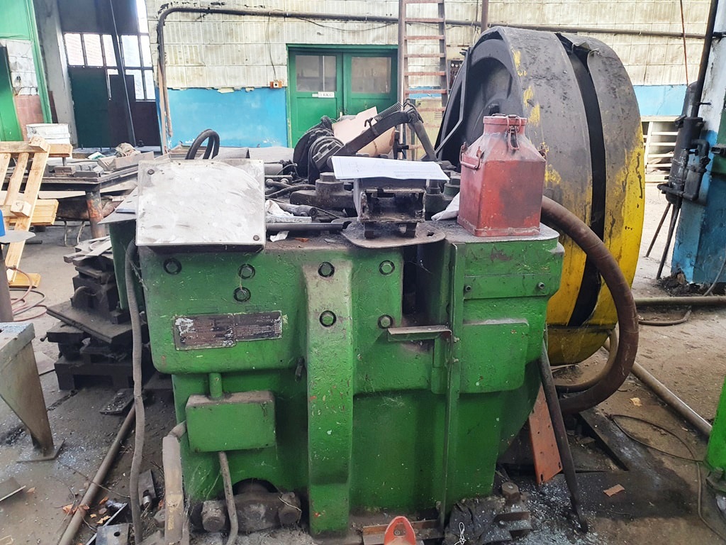 水平鍛造機 Ryazan V1132 - 160 トン