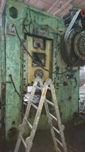 ナックルジョイントプレス Barnaul KB8340 - 1000 トン ID: 75948