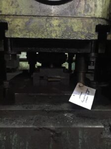 ナックルジョイントプレス Barnaul KB8340 B - 1000 トン (写真 2)