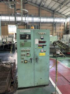 ねじプレス Fujicar PF-2000-480-H - 2000 トン (写真 4)