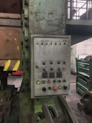 ナックルジョイントプレス TMP Voronezh K504.003.844 - 2500 トン (写真 1)
