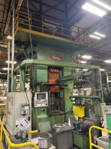 ねじプレス Gamei PHG-1200/1500 - 1500 トン (写真 4)