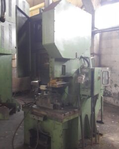 熱間鍛造プレス Manzoni SR1000 - 1000 トン (写真 3)