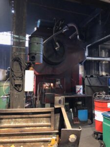 熱間鍛造プレス Manzoni SR1000 - 1000 トン (写真 2)