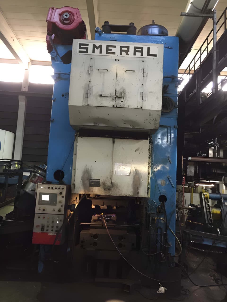 熱間鍛造プレス Smeral LZK 1600 - 1600 トン