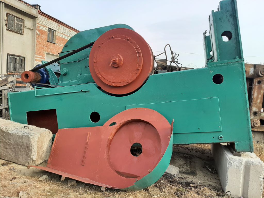 冷間押出プレス Barnaul K0036 - 400 トン