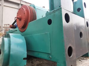 冷間押出プレス Barnaul K0036 - 400 トン (写真 3)