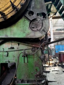熱間鍛造プレス Kramatorsk NKMZ K8546 / PKKSH 4000 - 4000 トン (写真 3)