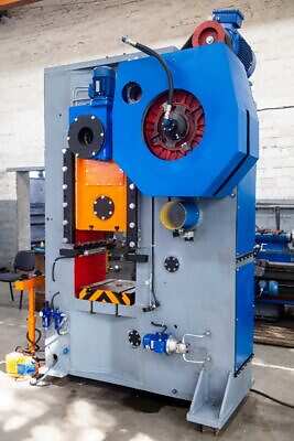 ナックルジョイントプレス Barnaul KB8336 - 400 トン (写真 3)