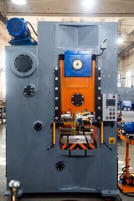 ナックルジョイントプレス Barnaul KB8336 - 400 トン (写真 6)