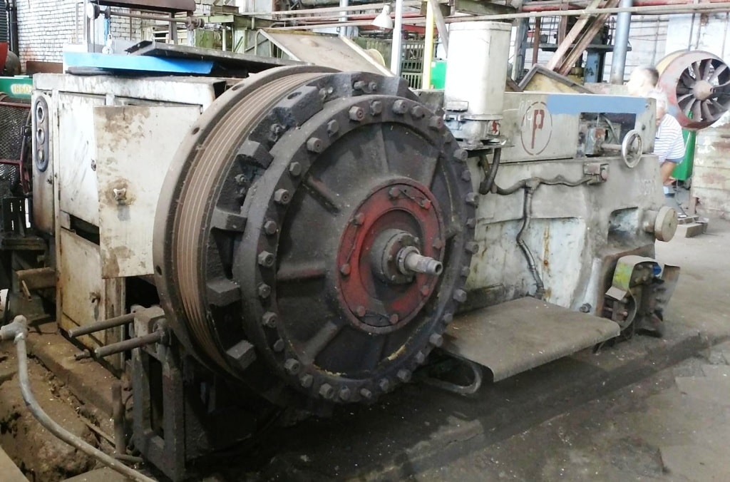 水平鍛造機 Ryazan V1134 - 250 トン