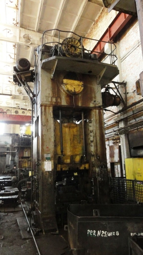 トリミングプレス TMP Voronezh K9540 - 1000 トン