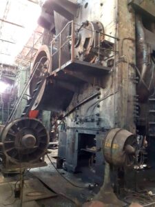 熱間鍛造プレス Kramatorsk K8548 - 6300 トン (写真 6)