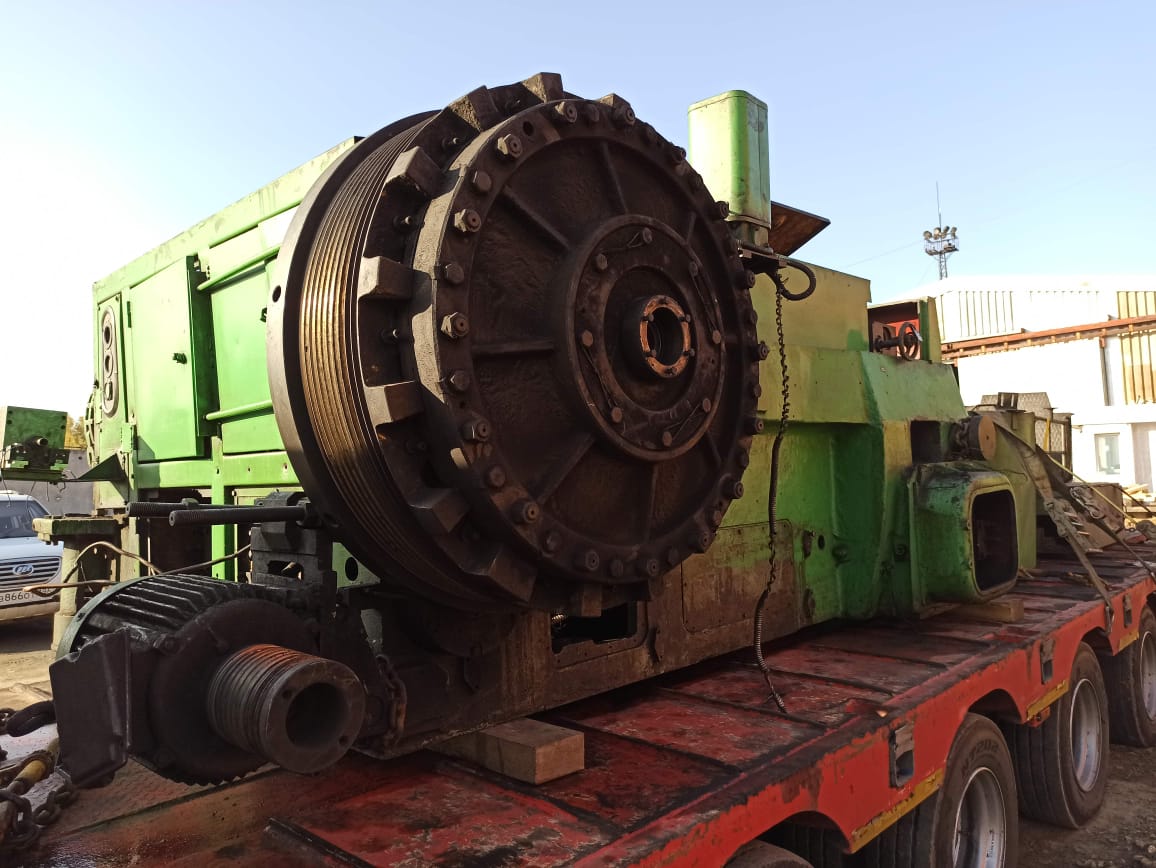 水平鍛造機 Ryazan V1134 - 250 トン