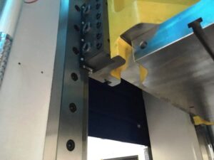 プレス機 Schuler MSD2-630 - 630 トン (写真 10)