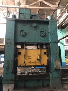 プレス機 TMP Voronezh KB3537 - 500 トン (写真 2)