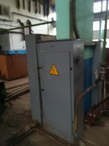 プレス機 TMP Voronezh KB3537 - 500 トン (写真 3)