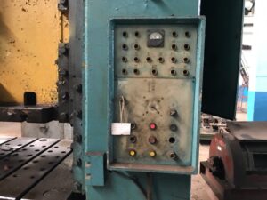 プレス機 TMP Voronezh KB3537 - 500 トン (写真 7)