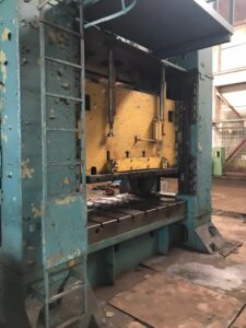 プレス機 TMP Voronezh KB3537 - 500 トン (写真 10)