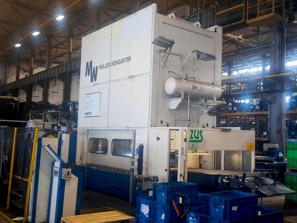 プレス機 Muller Weingarten HUQ 630 - 630 トン