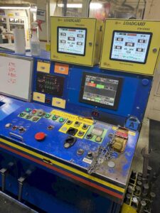 プレス機 Komatsu E4T1700 - 1700 トン (写真 4)