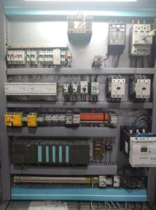 機械プレス Wilkins & Mitchell S4-400-10-63 - 400 トン (写真 6)