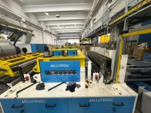 プレス機 Mossini PDM-4B-LD-2000 - 2000 トン (写真 1)