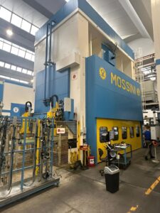プレス機 Mossini PDM-4B-LD-2000 - 2000 トン ID: 76337
