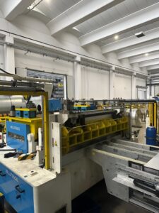 プレス機 Mossini PDM-4B-LD-2000 - 2000 トン (写真 2)