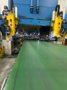 プレス機 Mossini PDM-4B-LD-2000 - 2000 トン (写真 9)