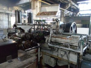 自動鍛造機 Hatebur AMP30 - 230 トン (写真 10)