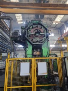 熱間鍛造プレス Eumuco MP 2000 - 2000 トン (写真 4)